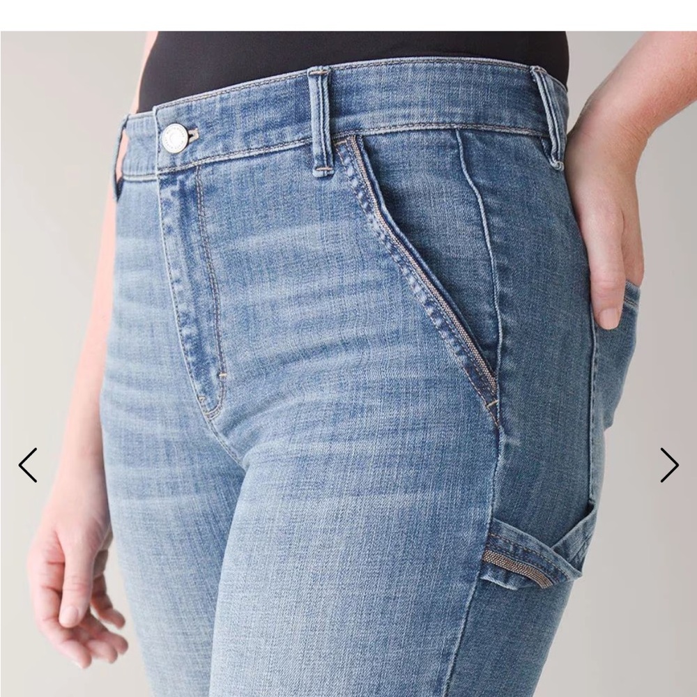 New with tags jean size 2R or 4R can fit these two sizes without problem